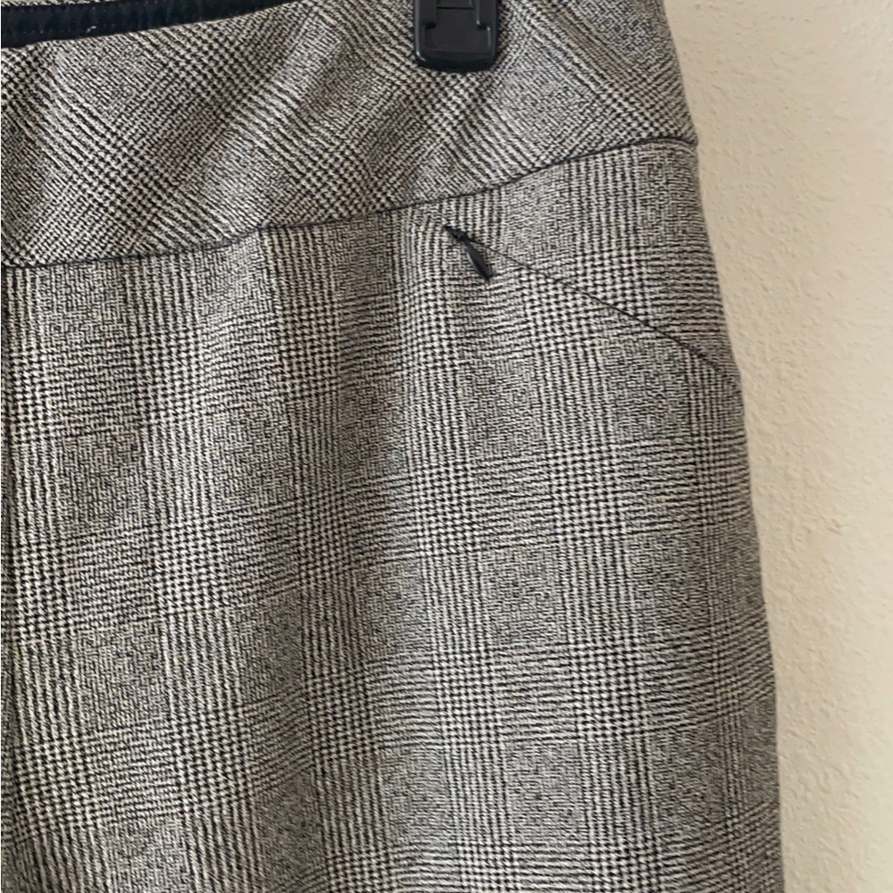 Investments Gray Women's Trousers - Picture 7 of 10
